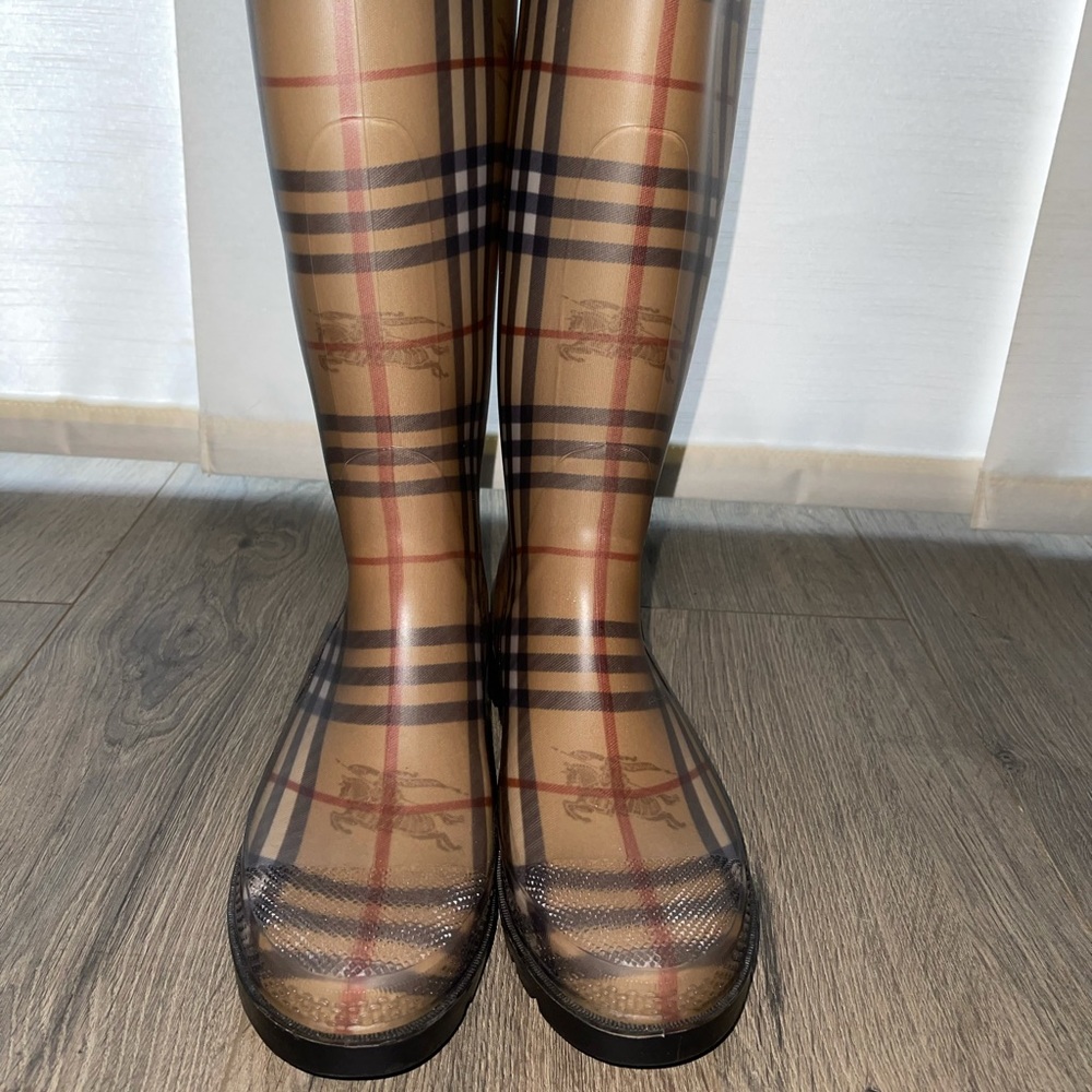 Burberry rain boots